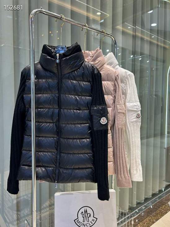 Picture of Moncler Down Jackets _SKUMonclerS-L26yr52237418
